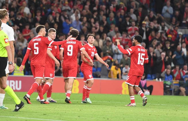 Cardiff, Wales, October 1st 2026 .Daniel James of Wales celebrates after he scores for his side equalising the scoresduring the 2027 UEFA Nations league-league phase-Group A4 between Wales and Norway at Cardiff City stadium (Photo by Jeff Thomas Sports Press Photo) Copyright: xJeffxThomas SportsxPressxPhotox Sportspressphoto_SPR243424