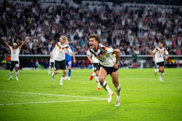 October 1, 2026, GER, Soccer, Men s, UEFA Nations League International Match, League A, Matchday 3, Germany vs. Serbia: Tom Bischof of Germany (No. 8) celebrates the goal that made it 1–0 at the Allianz Arena in Munich, Bavaria, Germany Copyright: xNordphoto Memmlerx
