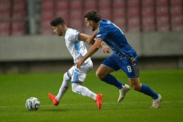 IPA89189665 - Manor Solomon (Israel) vs. Valmir Matoshi (Kosovo) during the Nations League, Matchday 3, League B Group B3, between Israel and Kosovo on October 1, 2026, at Nagyerdei Stadium in Debrecen, Hungary  Copyright: xVincenzoxOrlando IPAxSportx xx IPA89189665