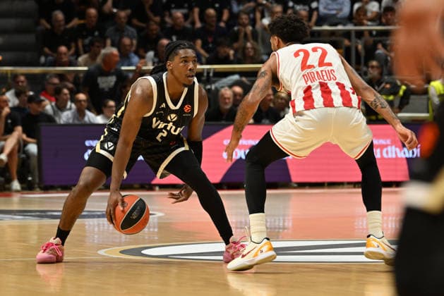 Virtus Bologna v Olympiacos Piraeus - Euroleague 2026 2027 Marcus Carr of Virtus Bologna carries the ball during the EuroLeague Basketball Championship 2026 2027, Matchday 3 of the regular season, between Virtus Bologna and Olympiacos Piraeus at PalaDozza in Bologna, Italy, on October 1, 2026. Bologna Italy  Copyright: xRobertoxTommasinix originalFilename:tommasini-virtusbo261001_npKfB.jpg