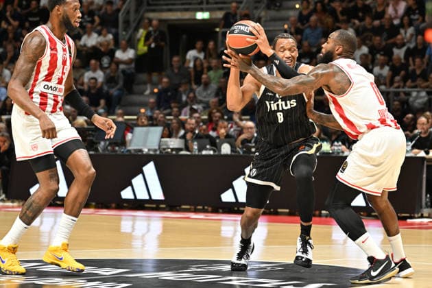 Virtus Bologna v Olympiacos Piraeus - Euroleague 2026 2027 Wendell Moore Jr. of Virtus Bologna plays during the EuroLeague Basketball Championship 2026 2027, Matchday 3 of the Regular Season game between Virtus Bologna and Olympiacos Piraeus at PalaDozza in Bologna, Italy, on October 1, 2026. Bologna Italy  Copyright: xRobertoxTommasinix originalFilename:tommasini-virtusbo261001_npqWG.jpg