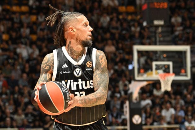 Virtus Bologna v Olympiacos Piraeus - Euroleague 2026 2027 Daniel Hackett of Virtus Bologna plays during the EuroLeague Basketball Championship 2026 2027, Matchday 3 of the Regular Season game between Virtus Bologna and Olympiacos Piraeus at PalaDozza in Bologna, Italy, on October 1, 2026. Bologna Italy  Copyright: xRobertoxTommasinix originalFilename:tommasini-virtusbo261001_npwQg.jpg