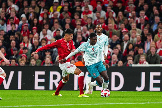 Patrick Dorgu, Denmark, 17, Nuno Mendes, Portugal, 19, DEN, Denmark vs. Portugal, Soccer, UEFA Nations League A, Group 4, Matchday 3, 2026–2027 Season, October 1, 2026 DEN, Denmark vs. Portugal, Soccer, UEFA Nations League A, Group 4, Matchday 3, 2026–2027 Season, October 1, 2026 Copenhagen Copyright: xEibner-Pressefoto MarcelxvonxFehrnx EP_MFN
