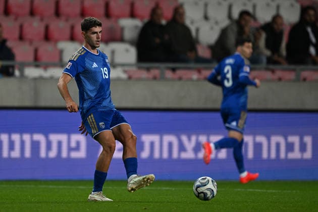IPA89189670 - Dion Kacuri (Kosovo) during the Nations League, Matchday 3, League B Group B3, between Israel and Kosovo on October 1, 2026, at Nagyerdei Stadium in Debrecen, Hungary  Copyright: xVincenzoxOrlando IPAxSportx xx IPA89189670