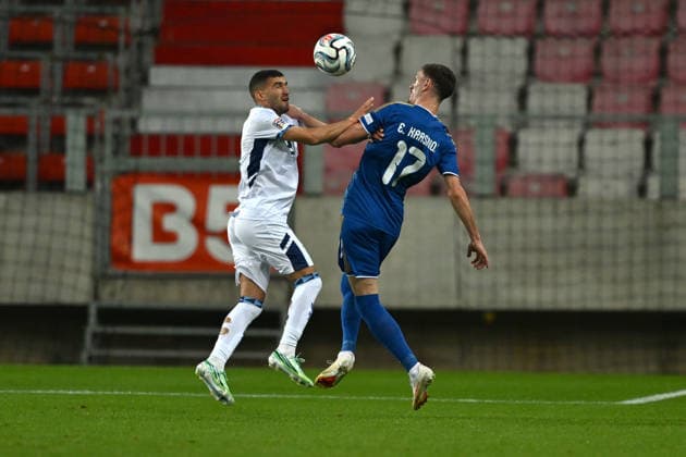 IPA89189840 - Liel Abada (Israel) against Ermal Krasniqi (Kosovo) during the Nations League, Matchday 3, League B Group B3, between Israel and Kosovo on October 1, 2026, at Nagyerdei Stadium in Debrecen, Hungary  Copyright: xVincenzoxOrlando IPAxSportx xx IPA89189840