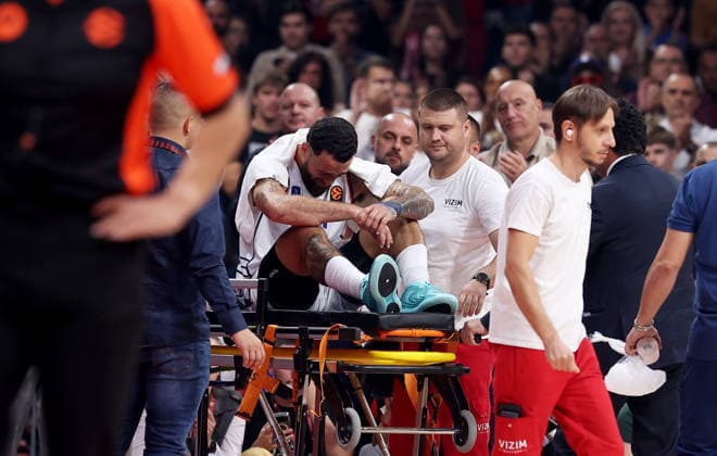 Crvena Zvezda v Efes, Euroleague, season 2026 2027, round 3 Belgrade, Serbia. 1th Oct, 2026. Anadolu Efes Mike James during Euroleague basketball match between Crvena Zvezda (Red Star) and Anadolu Efes Istanbul on October 1. 2026. in Belgrade, Serbia. Belgrade Serbia Copyright: xPedjaxMilosavljevic STARSPORTx x2026x
