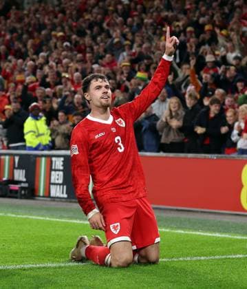 Neco Williams of Wales celebrates scoring a goal to make the score 2-1 Wales v Norway, UEFA Nations League, Football, Cardiff City Stadium, Cardiff, UK - 01 Oct 2026Cardiff Cardiff City Stadium United Kingdom  Copyright: xKieranxMcManus Shutterstockx 17180132ak