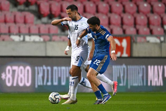 SOCCER - UEFA Nations League - Israel vs. Kosovo Photo by IPA ABACAPRESS.COM89189844 - Eliel Peretz (Israel) against Muharrem Jashari (Kosovo) during the Nations League, Matchday 3, League B, Group B3, between Israel and Kosovo on October 1, 2026, at Nagyerdei Stadium in Debrecen, Hungary Haifa Israel  Copyright: xIPAxSport ABACAx