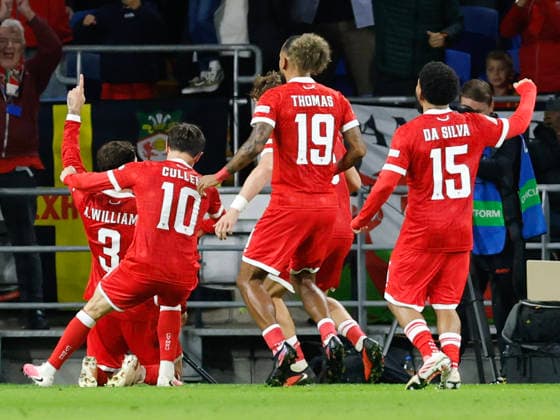 Cardiff, Wales, 1st October 2026. Neco Williams of Wales celebrates with his team mates after scoring a goal to make it 2-1 during the Wales vs Norway UEFA Nations League match at the Cardiff City Stadium, Cardiff. Picture credit should read: Cody Froggatt Sportimage EDITORIAL USE ONLY. No use with unauthorised audio, video, data, fixture lists, club league logos or live services. Online in-match use limited to 120 images, no video emulation. No use in betting, games or single club league player publications. SPI_084_CF_WALES_NORWAY SPI-5050-0084