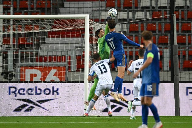 SOCCER - UEFA Nations League - Israel vs. Kosovo Photo by IPA ABACAPRESS.COM89190100 - Fisnik Asllani (Kosovo) against Assaf Tzur (Israel) during the Nations League, Matchday 3, League B Group B3, between Israel and Kosovo on October 1, 2026, at Nagyerdei Stadium in Debrecen, Hungary Haifa Israel  Copyright: xIPAxSport ABACAx