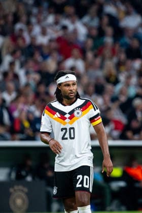 October 1, 2026, GER, Soccer, Men s, UEFA Nations League International Match, League A, Matchday 3, Germany vs. Serbia; Serge Gnabry, Germany, No. 20, wearing the captain s armband; Munich, Allianz Arena, Bayern Munich, Germany Copyright: xNordphoto Memmlerx