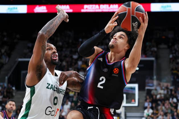 BASKET BALL : Paris Basket Vs Zalgiris Kaunas - Euroligue - 01 10 2026 Nadir Hifi (Paris) Vs Sterling Brown (Zalgiris Kaunas) ParisFrance  Copyright: xMichaelxBaucherx