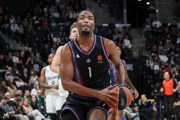 BASKET BALL : Paris Basket Vs Zalgiris Kaunas - Euroligue - 01 10 2026 TJ Warren (Paris) ParisFrance  Copyright: xMichaelxBaucherx
