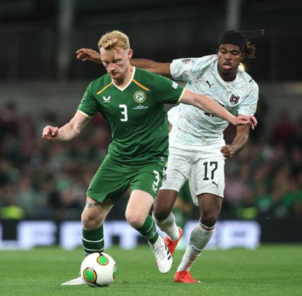 UEFA Nations League Group Stage, Aviva Stadium, Dublin 1 10 2026 Republic of Ireland vs Austria Ireland s Liam Scales with Carney Chukwuemeka of Austria Liam Scales with Carney Chukwuemeka 1 10 2026  Copyright: xx NE1L4373
