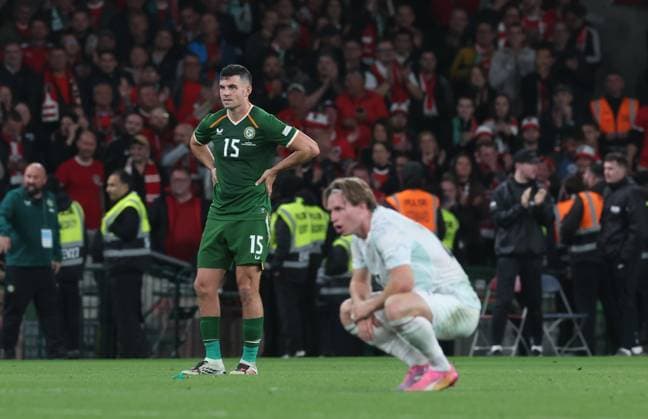 Ireland players disappointed after the game Republic of Ireland v Austria, UEFA Nations League, League B - Group 3, International Football, Aviva Stadium, Dublin, Ireland - 01 Oct 2026Dublin Aviva Stadium Ireland  Copyright: xLorrainexO Sullivan Shutterstockx 17178960bw