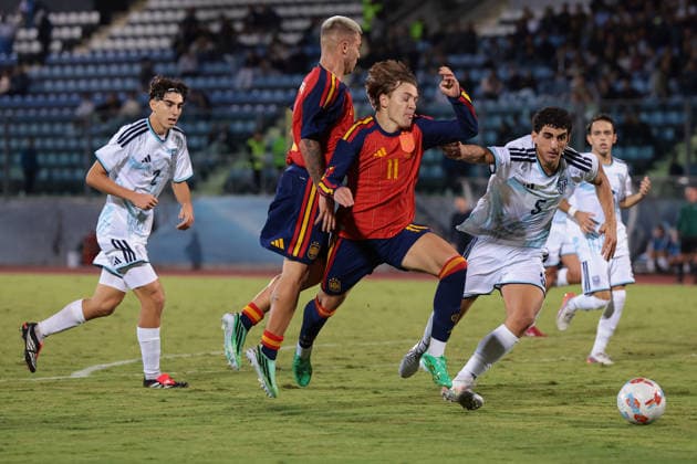 San Marino v Spain - UEFA European Championship, EM, Europameisterschaft Qualifying - Season 2026-2027 1st October 2026, Serravalle, San Marino, San Marino v Spain UEFA European Championship 2027 Qualifying match, Season 2026-2027. Jesus Rodriguez of Spain clashes with Bartolomeo Riggioni of San Marino as he breaks into the penalty area during the match. Picture credit should read: Jonathan Moscrop Serravalle San Marino Stadium San Marino