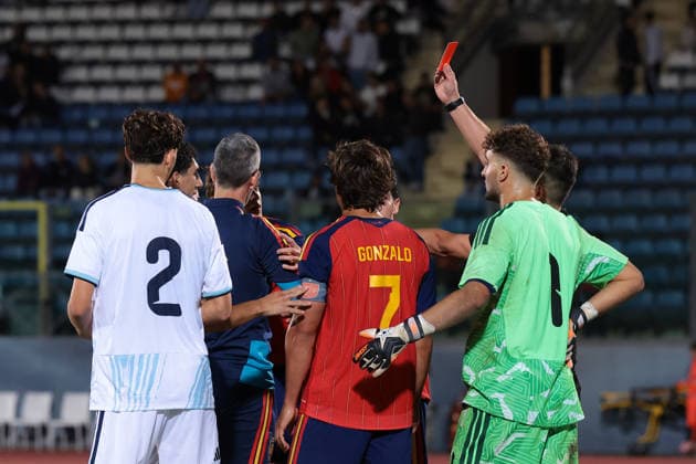 San Marino v Spain - UEFA European Championship, EM, Europameisterschaft Qualifying - Season 2026-2027 1st October 2026, Serravalle, San Marino, San Marino v Spain UEFA European Championship 2027 Qualifying match, Season 2026-2027. The Referee Bulat Sariyev of Kazakhstan shows a red card to Jesus Rodriguez of Spain following a clash with Bartolomeo Riggioni of San Marino during the match. Picture credit should read: Jonathan Moscrop Serravalle San Marino Stadium San Marino