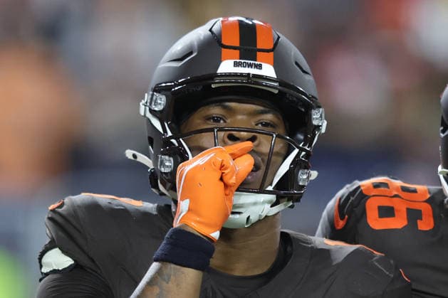Cleveland Browns Quinshon Judkins (10) celebrates his second quarter touchdown against the Pittsburgh Steelers in the second quarter at Huntington Bank Field in Cleveland, Ohio on Thursday October 1, 2026.  CLE20261001114 AARONxJOSEFCZYK
