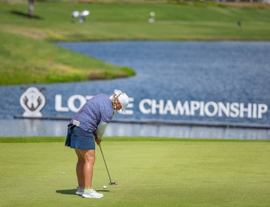 October 1, 2026, Honolulu, Hawaii, USA: HAILEE COOPER putts on the 18th green at the 2026 Lotte Championship at Hoakalei Country Club, Ewa Beach, Hawaii, USA. Honolulu USA - ZUMAm310 20261001_zsp_m310_011 Copyright: xElliotxMilesx