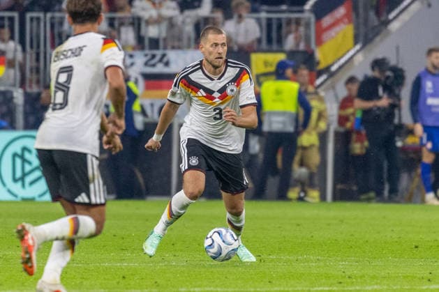 Soccer: UEFA Nations League 2026–2027, Matchday 3: Germany vs. Serbia at Allianz Arena, Munich; Waldemar Anton (Germany), 3 on the Ball Copyright: xMichellexLukax