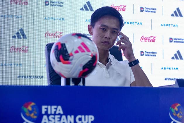 October 1, 2026, Bandung, West Java, Indonesia: GAVIN LEE head coach of the Singapore national team, Nationalteam attend at the post-match press conference, PK, Pressekonferenz after his team defeated the Singapore national team 6Ã¢â‚¬0 in the FIFA ASEAN Cup 2026 at Si Jalak Harupat Stadium in Bandung, Indonesia. FIFA ASEAN CUP 2026: MALAYSIA VS SINGAPORE: POST MATCH PRESS CONFERENCE  - ZUMAr272 0868363935st Copyright: xDimasxRachmatsyahx