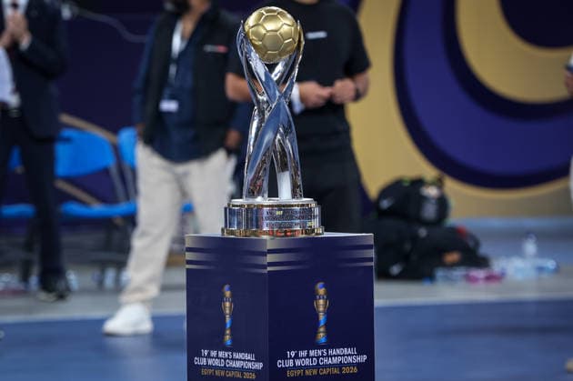 Barcelona v Veszprem - 19th IHF Men s Club World Championship, WM, Weltmeisterschaft 2026 - Final The trophy for the 19th IHF Men s Club World Championship 2026 is displayed during the final match between Barcelona and Veszprem at the New Administrative Capital Covered Hall on October 1, 2026. New Cairo -New Capital Egypt  Copyright: xAymanxArefx originalFilename:aref-notitle261001_np6rC.jpg