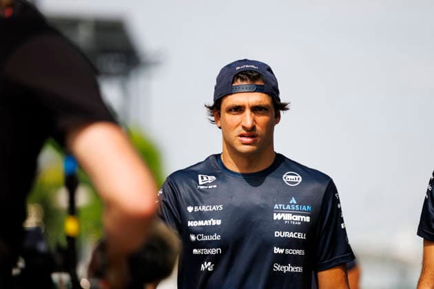 RECORD DATE NOT STATED 2nd October 2026; Sepang IC, Kuala Lumpur, Malaysia; Formula 1, Bahrain Grand Prix, Free Practice Day; Carlos Sainz Jr (55) of Spain and Atlassian Williams F1 Team arriving at the Bahrain Grand Prix StephenxBlackberry