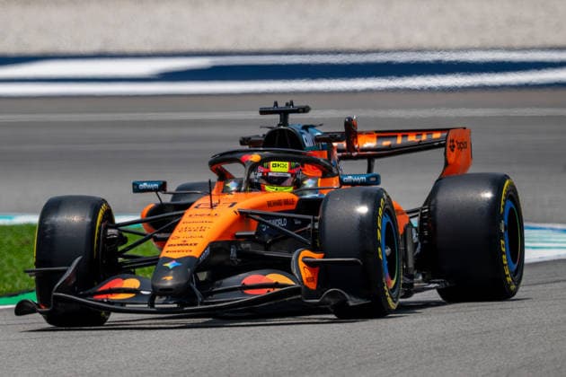 2nd October 2026; Sepang IC, Kuala Lumpur, Malaysia; Formula 1, Bahrain Grand Prix, Free Practice Day; Oscar Piastri (81) of Australia and McLaren Mastercard F1 Team takes the first corner DavidxAsh
