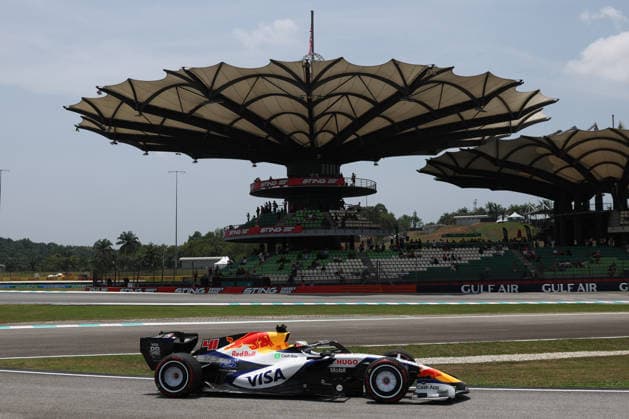 F1 Bahrain GP practice session in Malaysia SEPANG, MALAYSIA - OCTOBER 2: Arvid Lindblad of Racing Bulls during the practice ahead of the Formula 1 Bahrain Grand Prix at Sepang International Circuit in Sepnag, Malaysia on October 2, 2026. Jakub Porzycki Anadolu Sepang Malaysia. Editorial use only. Please get in touch for any other usage.  Copyright: x2026xAnadoluxJakubxPorzyckix