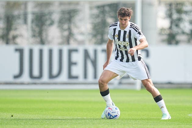 Juventus Andrea Cambiaso during the friendly soccer match between Juventus and Cremonese at the Juventus Training Center in Turin, north west Italy - Friday, October 02, 2026. - Soccer .  Copyright: xMarcoxAlpozzi LaPressex
