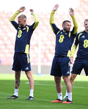 Oli McBurnie and John McGinn Scotland Team Training, International Football, Barclays Hampden, Glasgow, Scotland, UK - 02 Oct 2026Glasgow Lesser Hampden Scotland United Kingdom  Copyright: xMarkxRunnacles Shutterstockx 17180413m