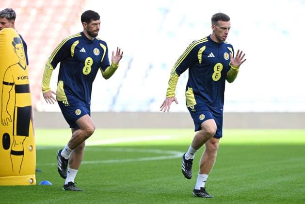 Scott McKenna and Lewis Ferguson Scotland Team Training, International Football, Barclays Hampden, Glasgow, Scotland, UK - 02 Oct 2026Glasgow Lesser Hampden Scotland United Kingdom  Copyright: xMarkxRunnacles Shutterstockx 17180413t