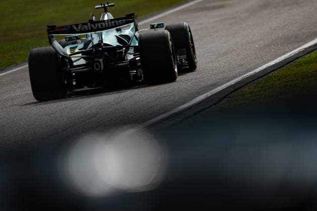 Formula 1 Gulf Air Bahrain Grand Prix in Malaysia 2026 Levi Erb OVERTAKE MAXPPP - Sepang 02 10 2026 18 STROLL Lance (can), Aston Martin Aramco Formula One Team, action at the Formula 1 Gulf Air Bahrain Grand Prix 2026 in Malaysia, the 15th round of the 2026 FIA Formula 1 World Championship, WM, Weltmeisterschaft at the Sepang International circuit, from 1 to 4 October 2026 Sepang Sepang International Circuit Malaysia  Copyright: xOVERTAKE MAXPPPxLevixErbx OVT202610021197 OVT202610021197