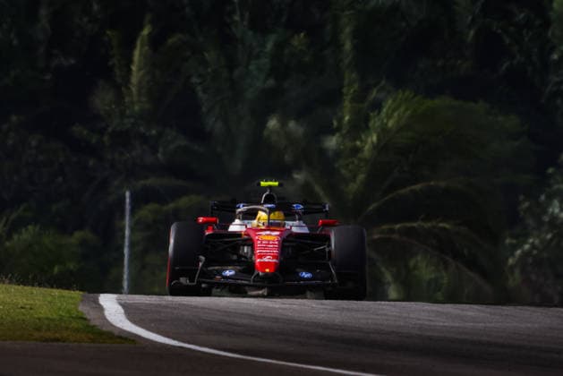 F1 - BAHRAIN GRAND PRIX IN MALAYSIA 2026 44 HAMILTON Lewis (gbr), Scuderia Ferrari SF-26, action during the 2026 Formula 1 Bahrain Grand Prix in Malaysia, 16th round of the 2026 Formula One World Championship, WM, Weltmeisterschaft from October 2 to 4, 2026 on the Sepang International Circuit, in Sepang, Malaysia - SepangMalaysia  Copyright: xANTONINxVINCENTx