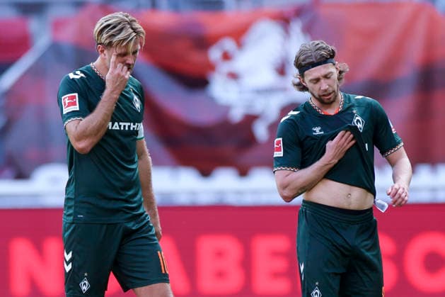Niclas Fuellkrug of Werder Bremen and Mitchell Weiser of Werder Bremen look disappointed during the friendly match between FC Twente Enschede and Werder Bremen at De Grolsch Veste on October 2, 2026, in Enschede, Netherlands Photo by Marco Steinbrenner DeFodi Images Niclas Fuellkrug of Werder Bremen and Mitchell Weiser of Werder Bremen look dejected during the friendly match between FC Twente Enschede and Werder Bremen at De Grolsch Veste on October 2, 2026, in Enschede, Netherlands. Photo by Marco Steinbrenner, DeFodi Images. Photo by Marco Steinbrenner, DeFodi Images.
