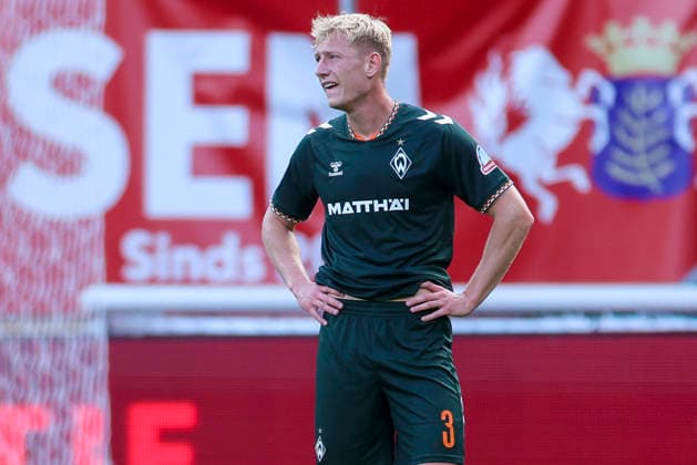 Oskar Wojcik of Werder Bremen looks disappointed during the friendly match between FC Twente Enschede and Werder Bremen at De Grolsch Veste on October 2, 2026, in Enschede, Netherlands Photo by Marco Steinbrenner DeFodi Images Oskar Wojcik of Werder Bremen looks dejected during the friendly match between FC Twente Enschede and Werder Bremen at De Grolsch Veste on October 2, 2026, in Enschede, Netherlands. Photo by Marco Steinbrenner, DeFodi Images. Photo by Marco Steinbrenner, DeFodi Images.