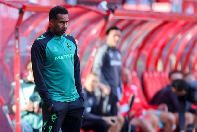 Werder Bremen coach Daniel Thioune looks disappointed during the friendly match between FC Twente Enschede and Werder Bremen at De Grolsch Veste on October 2, 2026, in Enschede, Netherlands Photo by Marco Steinbrenner DeFodi Images Coach Daniel Thioune of Werder Bremen looks dejected during the friendly match between FC Twente Enschede and Werder Bremen at De Grolsch Veste on October 2, 2026, in Enschede, Netherlands. Photo by Marco Steinbrenner, DeFodi Images. Photo by Marco Steinbrenner, DeFodi Images.