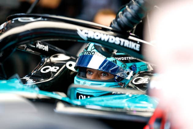 RUSSELL, George (GBR), Mercedes AMG F1 Team W17, portrait from the 2026 Bahrain F1 Grand Prix in Malaysia, Round 16, 81 PIASTRI, Oscar (out), McLaren F1 Team MCL40, action shot from the 2026 Bahrain Grand Prix in Malaysia, held on October 2–4, 2026 at the Sepang International Circuit in Sepang, Malaysia. Photo by Jiri Krenek, Active Pictures Malaysia