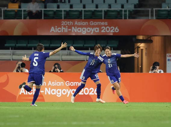 (261002) -- FUKUROI, Oct. 2, 2026 -- Nishio Hanon (1st R) of Japan celebrates her goal with teammates during the women s final match of football between Japan and the Democratic People s Republic of Korea (DPRK) at 20th Asian Games Aichi-Nagoya 2026 in Fukuroi of Shizuoka Prefecture, Japan, Oct. 2, 2026. ) (SP)JAPAN-FUKUROI-ASIAN GAMES-FOOTBALL-WOMEN FINAL-PRK VS JPN JiaxHaocheng 