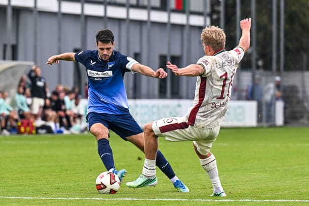 October 2, 2026, GER, Soccer, Men s, FSP, FC Augsburg vs. Hertha BSC Berlin Josip Brekalo (Hertha BSC), 7; Hennes Behrens (FC Augsburg), 16; Augsburg; Paul Renz Academy; Bavaria; Germany Copyright: xNordphotox xHafnerx