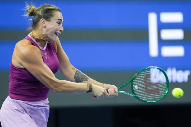 (261002) -- BEIJING, Oct. 2, 2026 -- Aryna Sabalenka of Belarus hits a return during the women s singles second round match against Renata Zarazua of Mexico at 2026 China Open tennis tournament in Beijing, China, Oct. 2, 2026. ) (SP)CHINA-BEIJING-TENNIS-CHINA OPEN-WOMEN S SINGLES(CN) JuxHuanzong 
