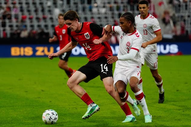 SOCCER - UEFA U21, U 21 EURO quali, AUT vs DEN VIENNA,AUSTRIA,02.OCT.26 - SOCCER - UEFA European Under-21 Championship 2027, qualifiers, OEFB Under-21 international match, Länderspiel, Nationalmannschaft Austria vs Denmark. Image shows Luca Weinhandl (AUT) and Noah Nartey (DEN).  GEPAxpictures xKevinxKada