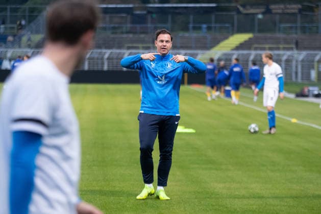 Saxony Cup Soccer, 1 FC Lok Leipzig vs. SV Liebertwolkwitz, October 2, 2026; Assistant Coach Kevin Scheidhauer, SV Liebertwolkwitz Soccer, Wernesgrüner Saxony Cup 2026–2027, Round 3: 1 FC Lok Leipzig vs. SV Liebertwolkwitz on October 2, 2026, at Bruno Plache Stadium, Leipzig Copyright: xBEAUTIFULxSPORTS JanxKaeferx