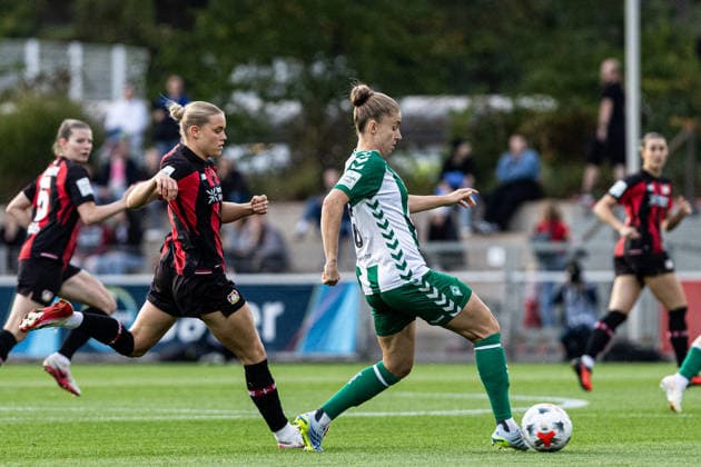 Google Pixel Women s Bundesliga Bayer 04 Leverkusen Women SV Werder Bremen Women 10 02 2026 Michelle Ulbrich SV Werder Bremen Women, 5 Google Pixel Women s Bundesliga Bayer 04 Leverkusen Women SV Werder Bremen Women BayArena, Leverkusen, October 2, 2026 DFL regulations prohibit any use of photographs as image sequences and or quasi-video Copyright: xBEAUTIFULxSPORTS Buriakovx
