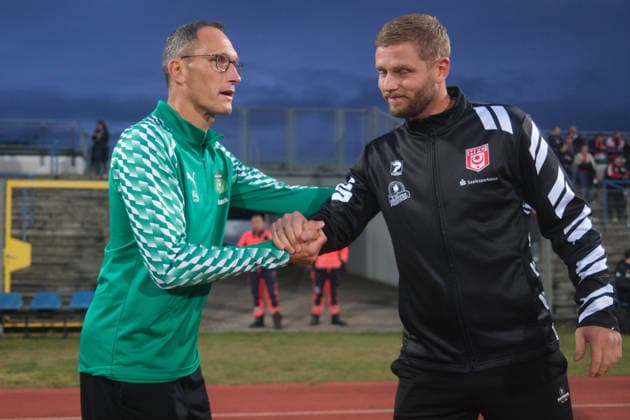 October 2, 2026 Men s Soccer 2026–2027 dachbleche24 State Cup, 2nd Round: SG Reppichau vs. Hallescher FC at Paul Greifzu Stadium, Dessau-Roßlau. David Ritze (Reppichau, coach, left) and Robert Schröder (Hallescher FC, coach, on the right, before the game at Dessau Roßlau, Saxony-Anhalt, Germany