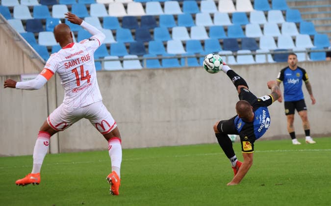 October 2, 2026, Soccer, Men s, Friendly Match, 2026–2027 Season, 1 FC Saarbrücken vs. AS Nancy Lorraine, Nicolas Saint Ruf (AS Nancy Lorraine) vs. Kai Brünker (1 FC Saarbrücken), Ludwigsparkstadion, Saarbrücken, Saarland, Germany Copyright: xFabianxKleerx