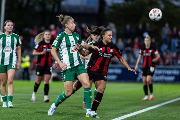 Google Pixel Women s Bundesliga Bayer 04 Leverkusen Women SV Werder Bremen Women 10 02 2026 Michelle Ulbrich SV Werder Bremen Women, 5, Maja Sternad, Bayer 04 Leverkusen Women, 23 Google Pixel Women s Bundesliga: Bayer 04 Leverkusen Women vs. SV Werder Bremen Women at BayArena, Leverkusen, October 2, 2026. DFL regulations prohibit any use of photographs as image sequences and or quasi-video. Copyright: xBEAUTIFULxSPORTS Buriakovx