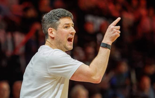 October 2, 2026 Basketball Season 2026–2027 2nd Bundesliga Pro A Matchday 2 Nuremberg Falcons Basketball Club NBC EPG Baskets Koblenz Sports photo by Zink DaMa xdaxmax Stephan Dohrn, Head Coach of the EPG Guardians Koblenz, gesturesgestures, directs, gives instructions