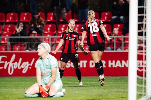 02.10.26, Women, Football, Google Pixel Frauen Bundesliga, Season 2026 2027, Bayer 04 Leverkusen - SV Werder Bremen, Matchday 6 Lobke Loonen ( 18 - Bayer 04 Leverkusen) goal celebration for the 3:2 Leverkusen Ulrich-Haberland-Stadion NRW Deutschland