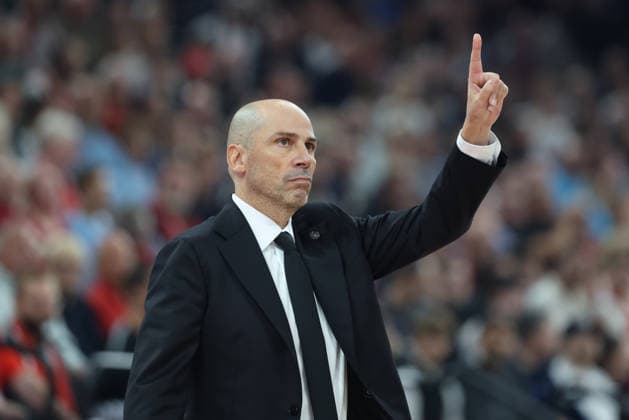 Joan Panarroya, head coach of Partizan Belgrade, gesturing, GER, FC Bayern Basketball vs. Partizan Mozzart Bet Belgrade, basketball, EuroLeague, Matchday 3, 2026–2027 season, October 2, 2026, GER, FC Bayern Basketball vs. Partizan Mozzart Bet Belgrade, Basketball, EuroLeague, Matchday 3, 2026–2027 Season, October 2, 2026, Munich Copyright: xEibner-Pressefoto JennixMaulx EP_JML